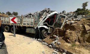 Bitlis Hizan traffic accident: Bims truck crash kills driver